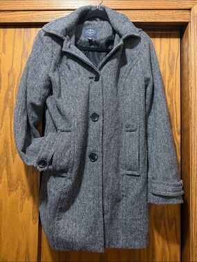 Women’s Herringbone Pea Coat - Tailored Wool-Blend Overcoat with scarf
